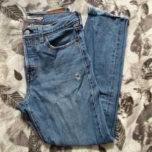 Levi's Wedgie Fit Jeans Athens Size 28
